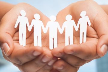 Misure di sostegno agli orfani di crimini domestici di reati di genere e alle famiglie affidatarie